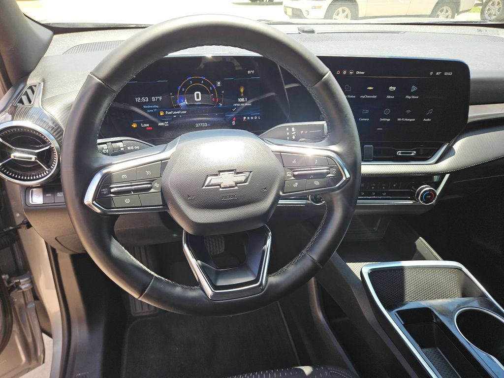 Thumbnail: 2025 Chevrolet Equinox - 17