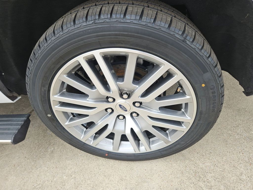 Thumbnail: 2024 Ford Expedition - 26