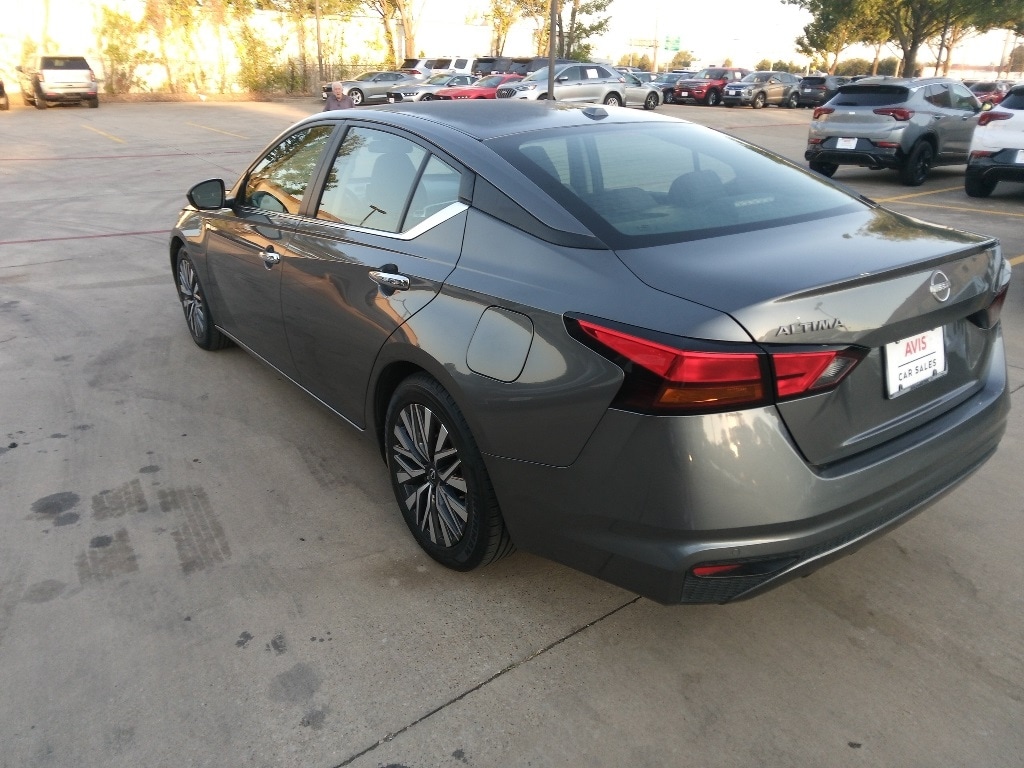 Thumbnail: 2024 Nissan Altima - 7