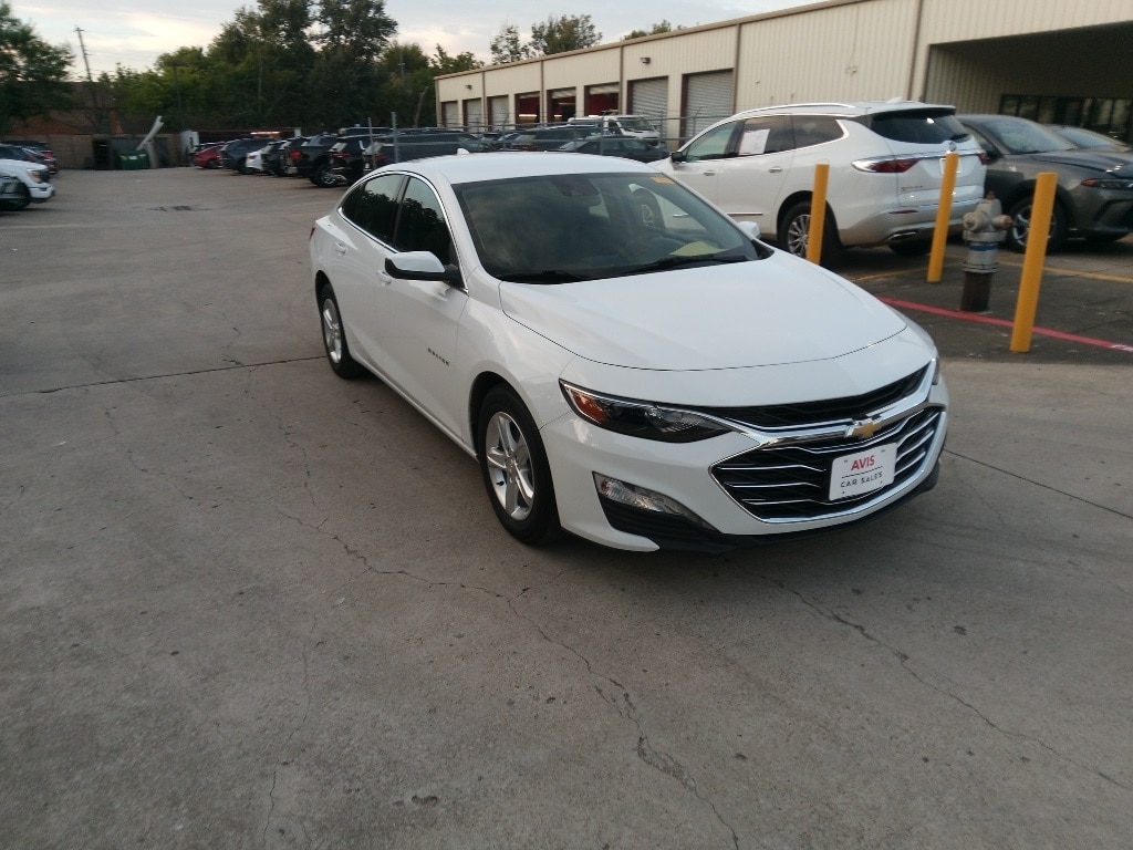 Thumbnail: 2024 Chevrolet Malibu - 6