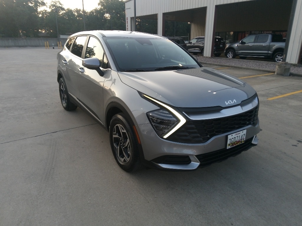 Thumbnail: 2024 Kia Sportage - 3