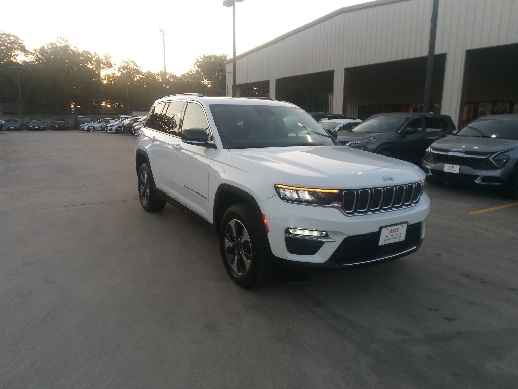Thumbnail: 2024 Jeep Grand Cherokee - 3