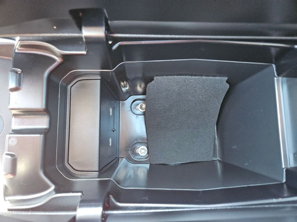 Thumbnail: 2025 Mazda CX-50 - 30