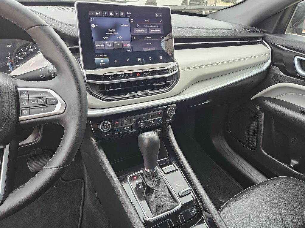 Thumbnail: 2025 Jeep Compass - 20