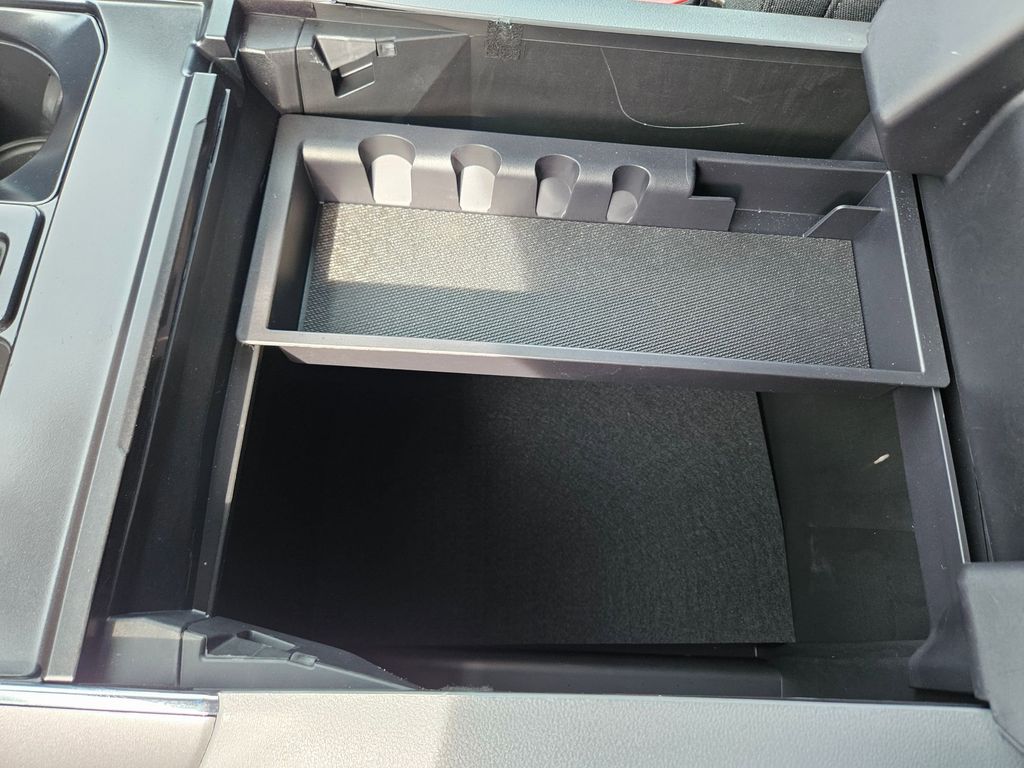 Thumbnail: 2025 Ford F-150 - 29