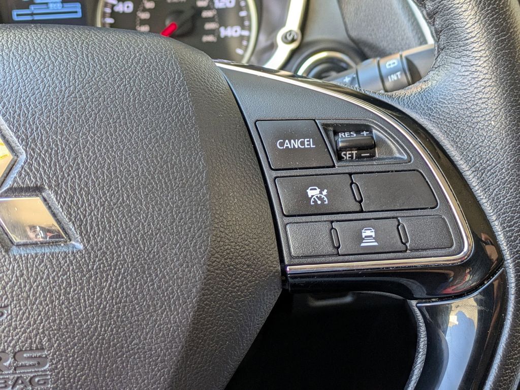 Thumbnail: 2025 Mitsubishi Eclipse Cross - 21