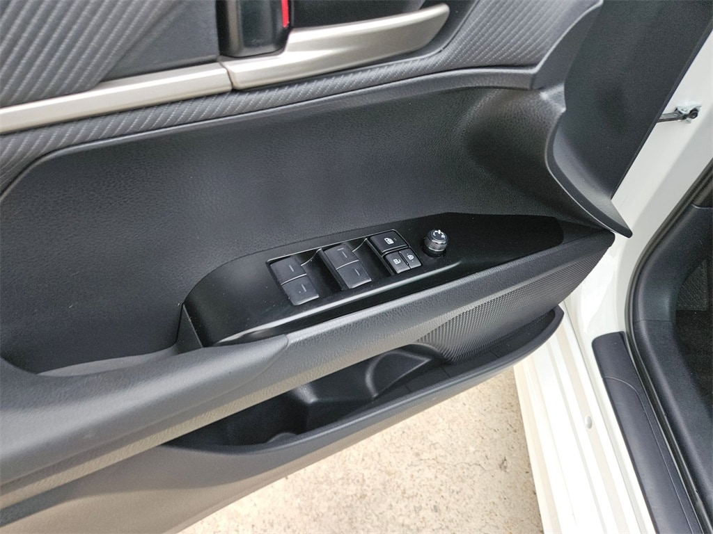 Thumbnail: 2025 Toyota Camry - 15