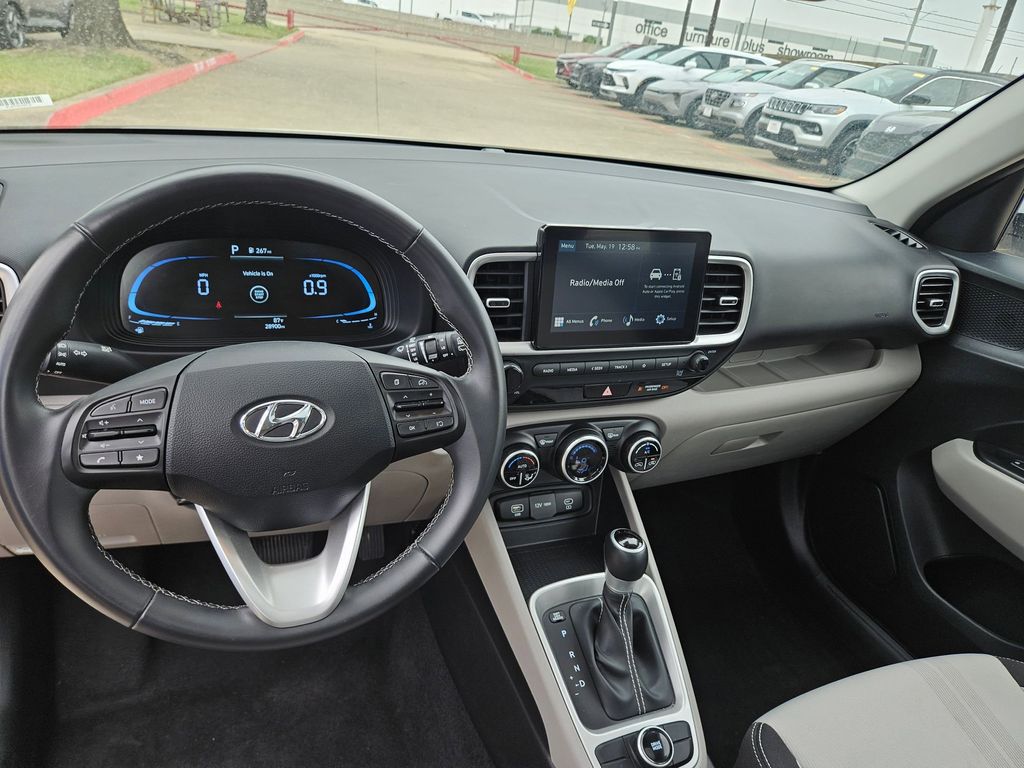 Thumbnail: 2025 Hyundai Venue - 16