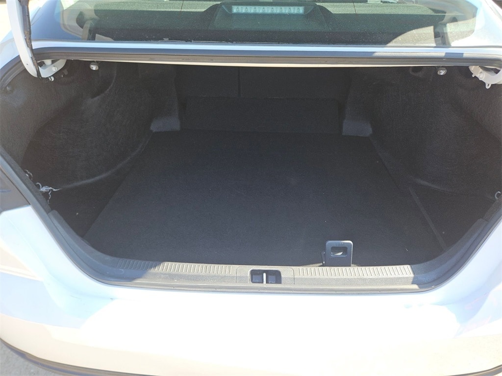 Thumbnail: 2025 Toyota Camry - 24