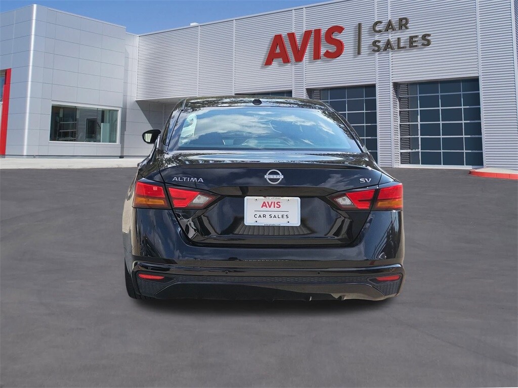 2024 Nissan Altima 2.5 SV photo 4