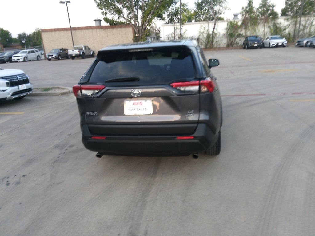 Thumbnail: 2024 Toyota RAV4 - 10