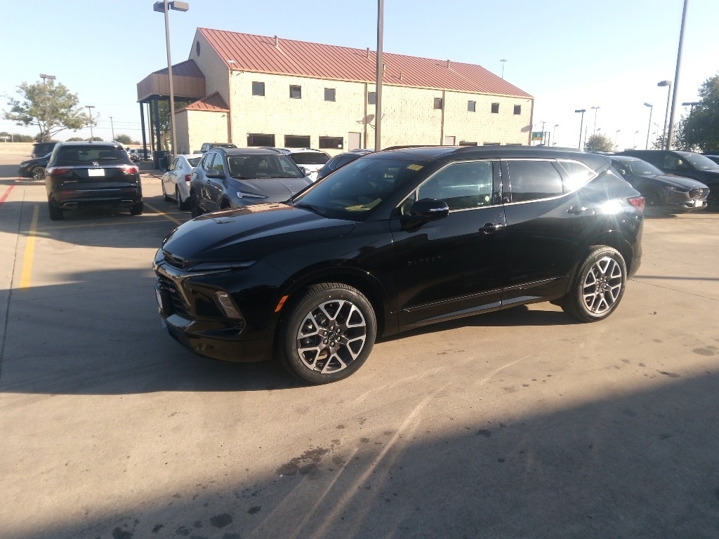Certified 2025 Chevrolet Blazer RS SUV