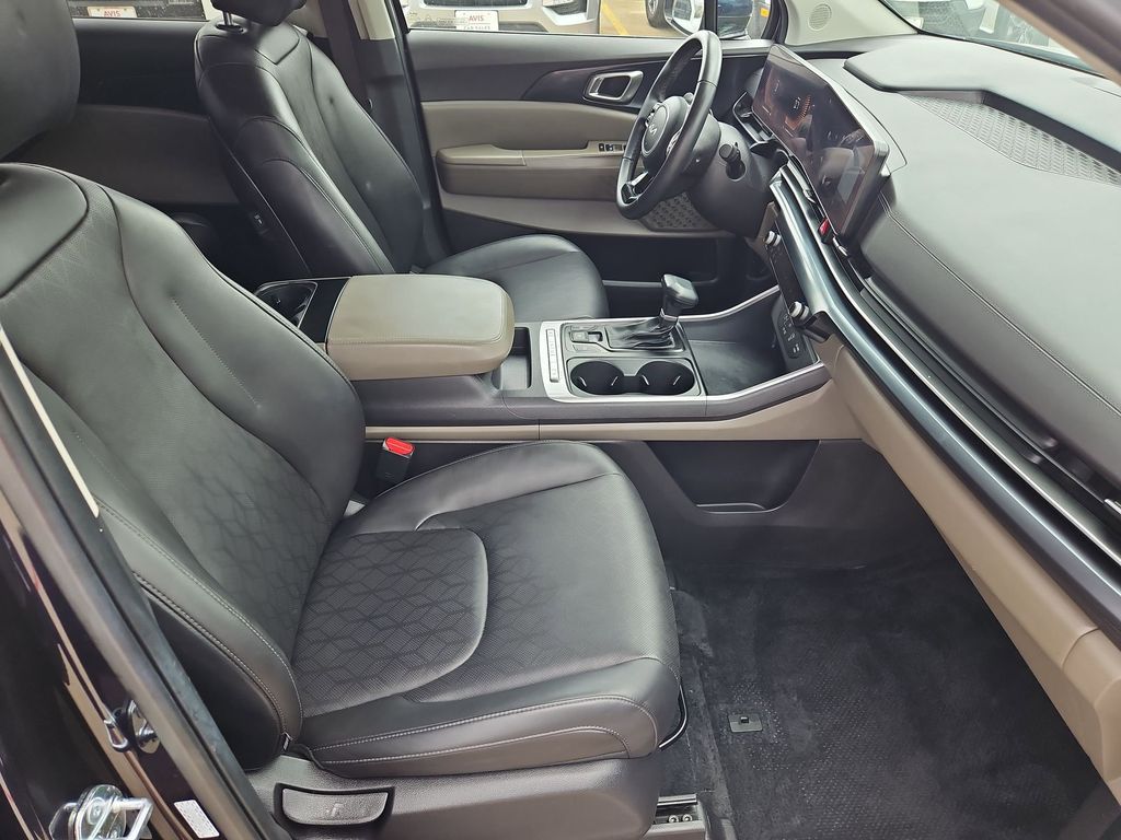 Thumbnail: 2025 Kia Carnival - 30