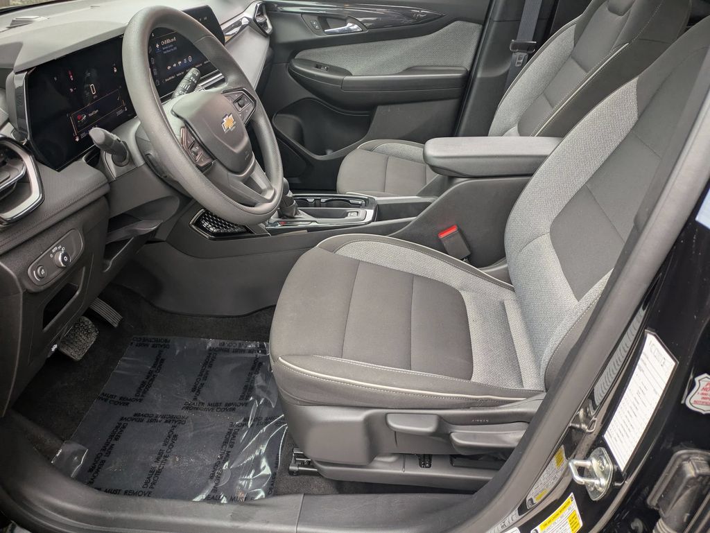 2025 Chevrolet Trailblazer LT - Photo 21