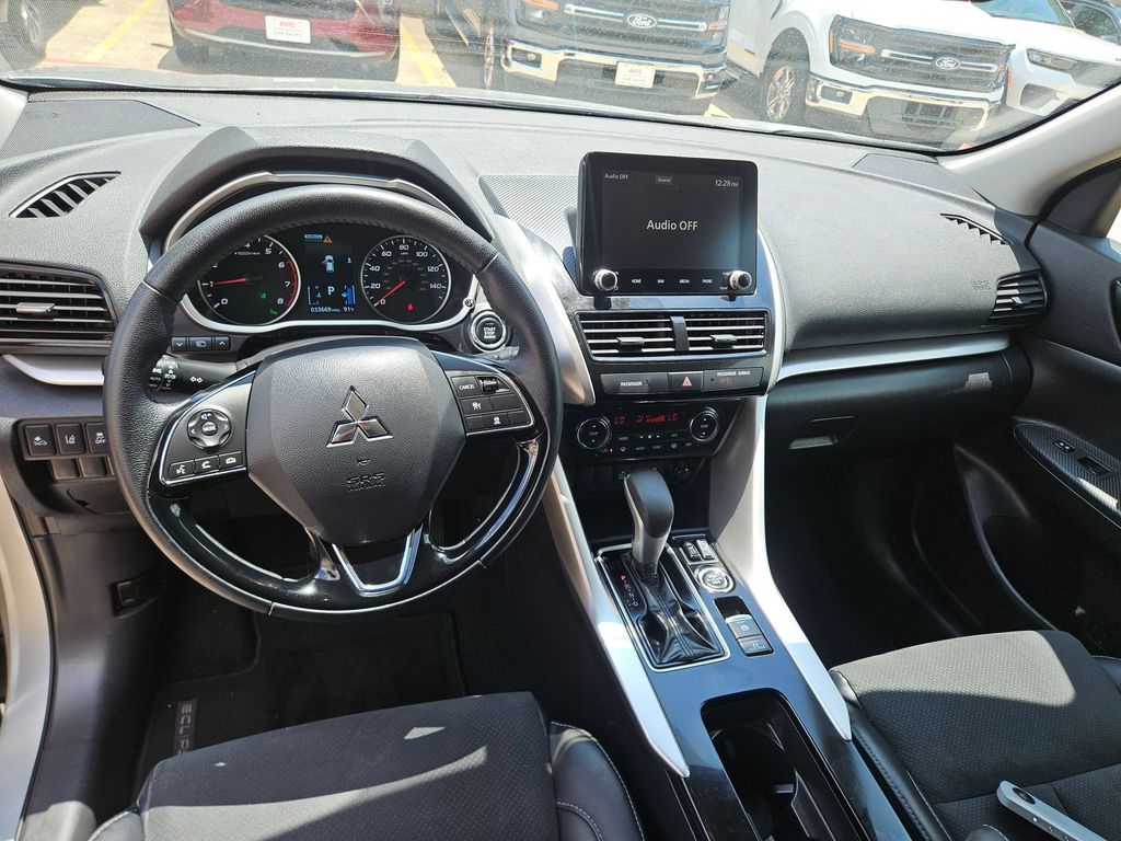 Thumbnail: 2025 Mitsubishi Eclipse Cross - 16