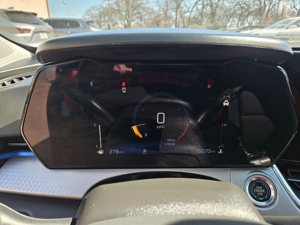 Thumbnail: 2025 Chevrolet Trax - 17