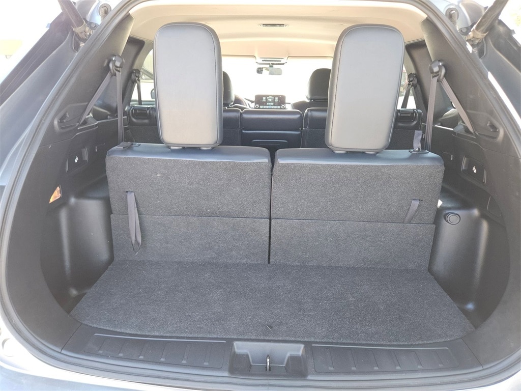 Thumbnail: 2024 Mitsubishi Outlander - 27