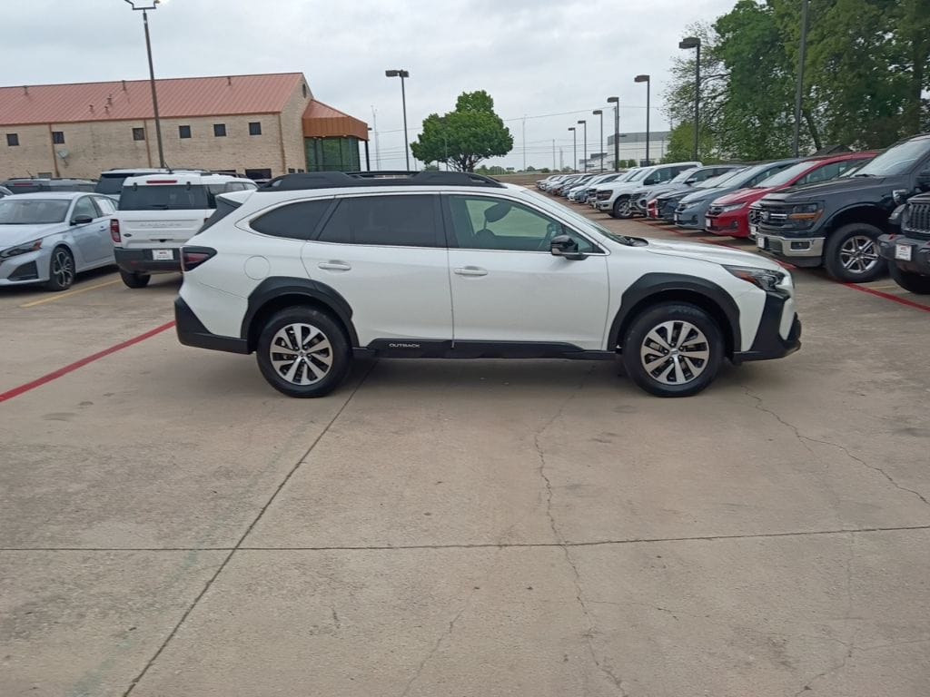 Thumbnail: 2025 Subaru Outback - 7