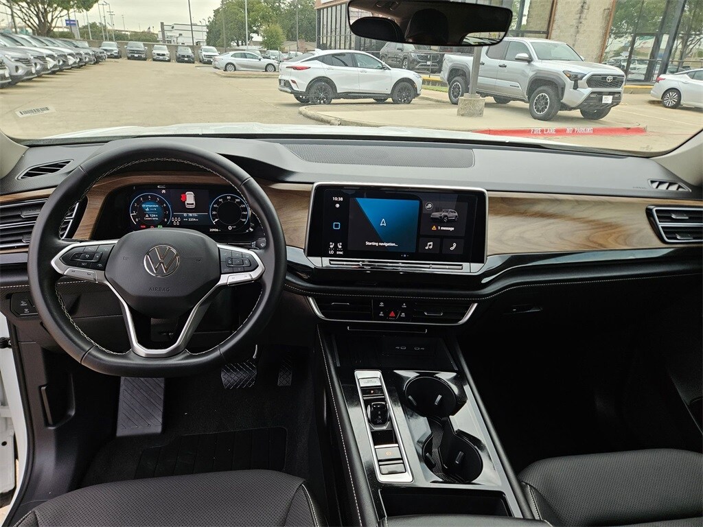 Thumbnail: 2025 Volkswagen Atlas - 15