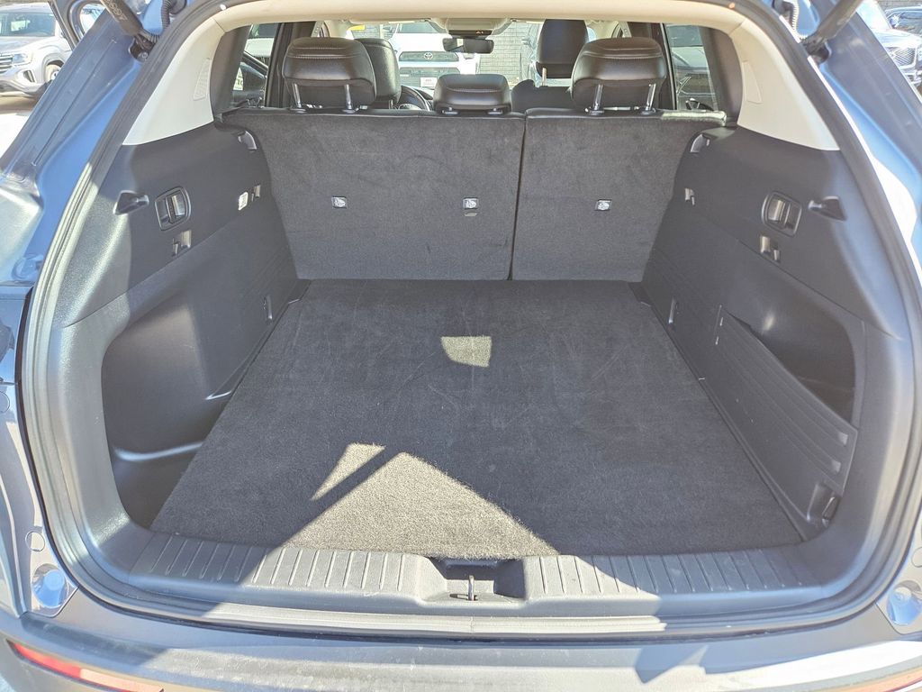 Thumbnail: 2025 Mazda CX-50 - 25