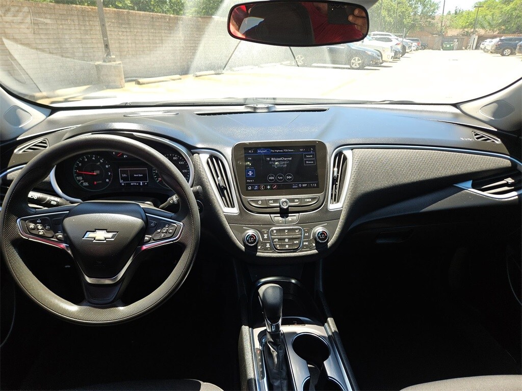 Thumbnail: 2024 Chevrolet Malibu - 25
