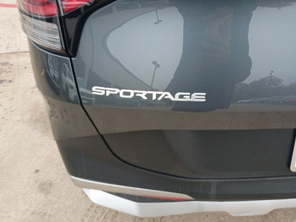 Thumbnail: 2024 Kia Sportage - 11