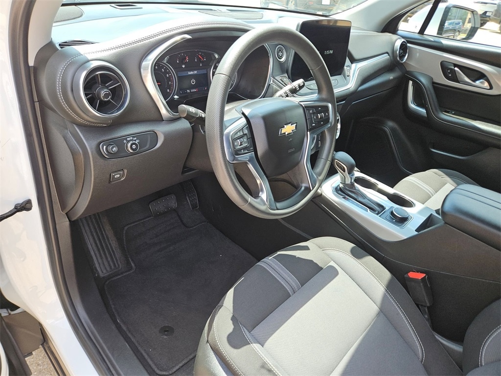 Thumbnail: 2023 Chevrolet Blazer - 15