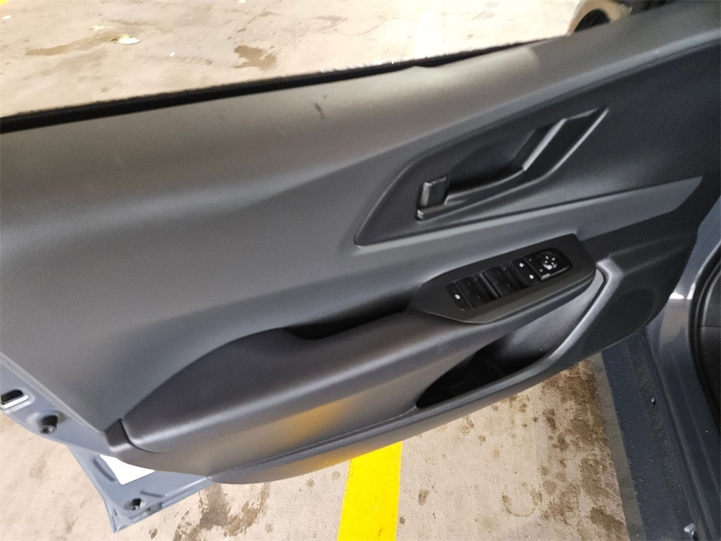 Thumbnail: 2025 Toyota Prius - 13