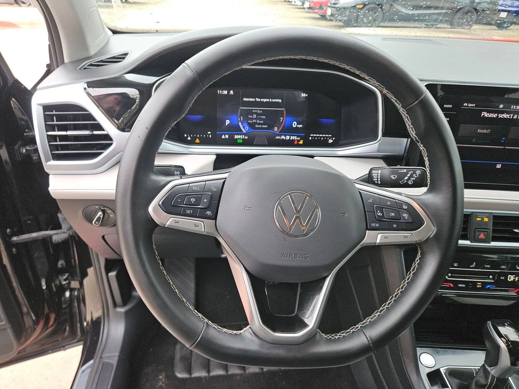 Thumbnail: 2025 Volkswagen Taos - 18