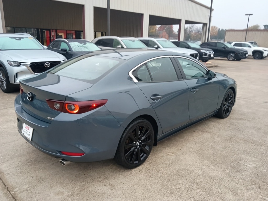 Thumbnail: 2025 Mazda Mazda3 - 10