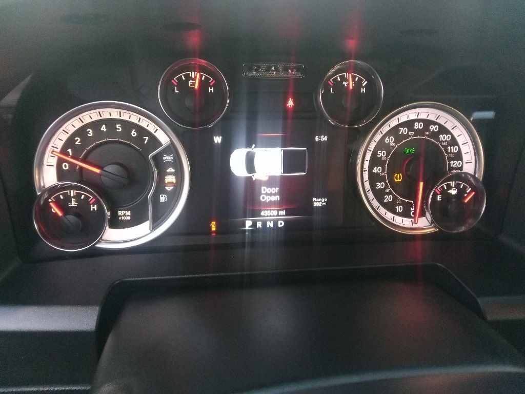 Thumbnail: 2023 RAM 1500 Classic - 10