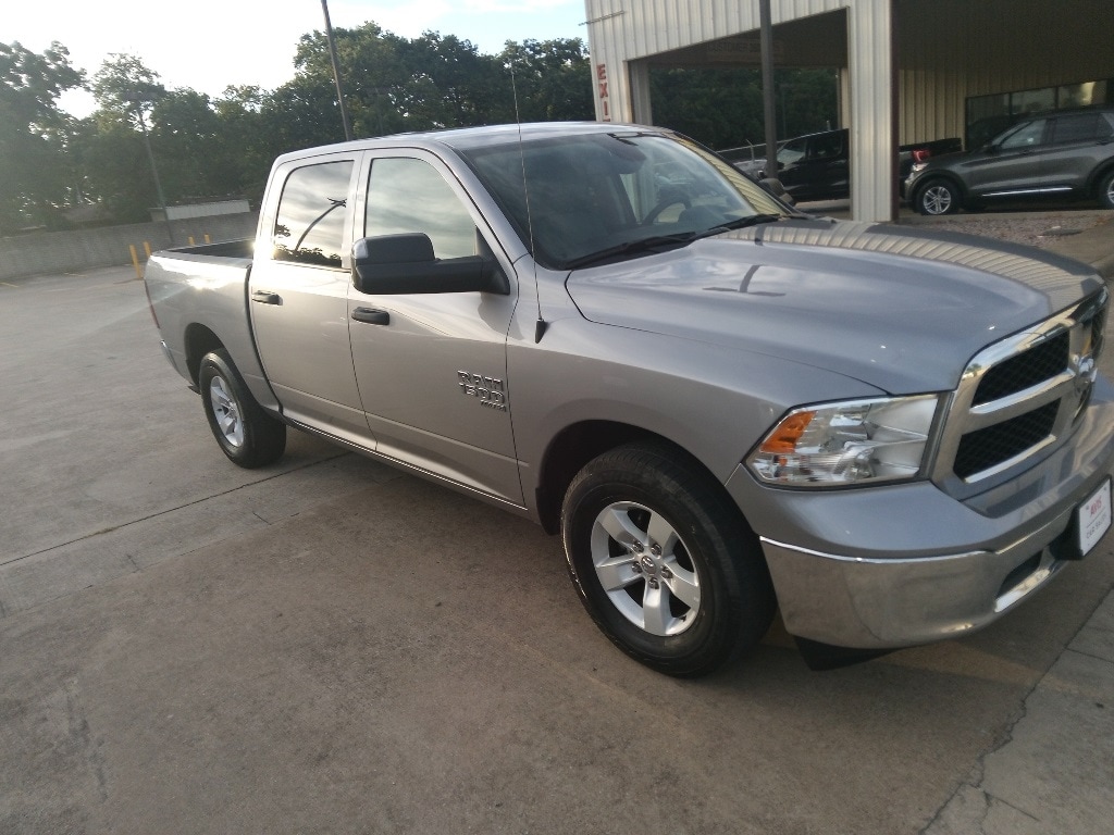 Thumbnail: 2023 RAM 1500 Classic - 8