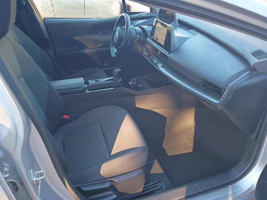 Thumbnail: 2025 Toyota Prius - 8