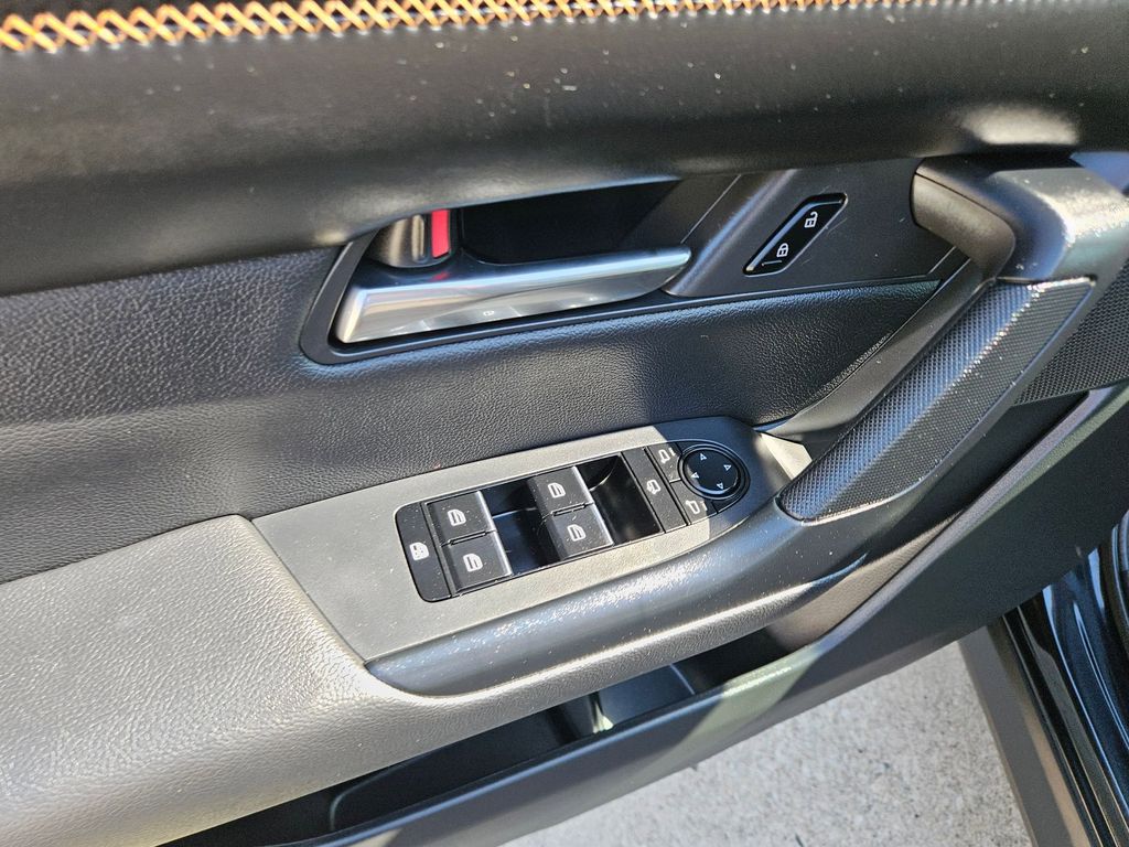 Thumbnail: 2025 Mazda CX-50 - 14