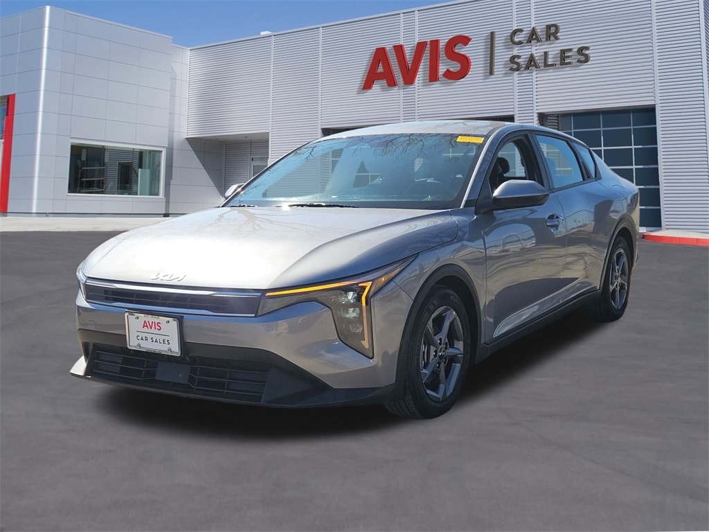 Thumbnail: 2025 Kia K4 - 1