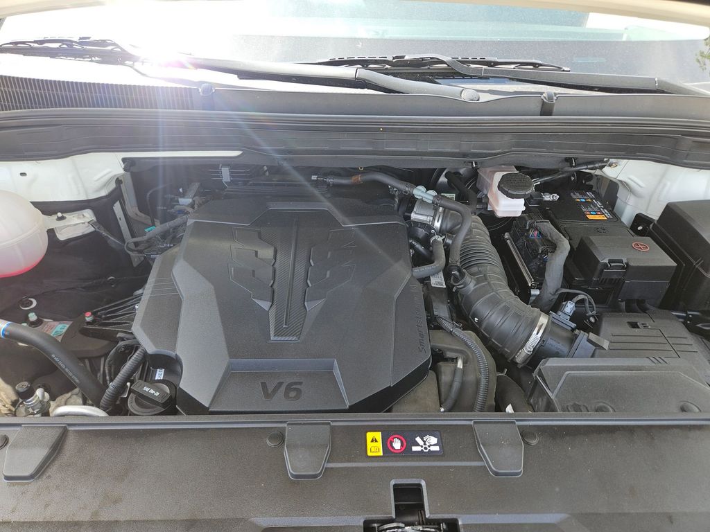 Thumbnail: 2024 Kia Carnival - 23