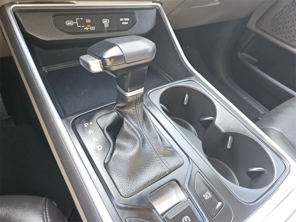 Thumbnail: 2025 Kia Carnival - 29