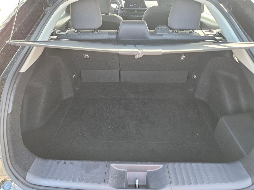 Thumbnail: 2025 Toyota Prius - 24