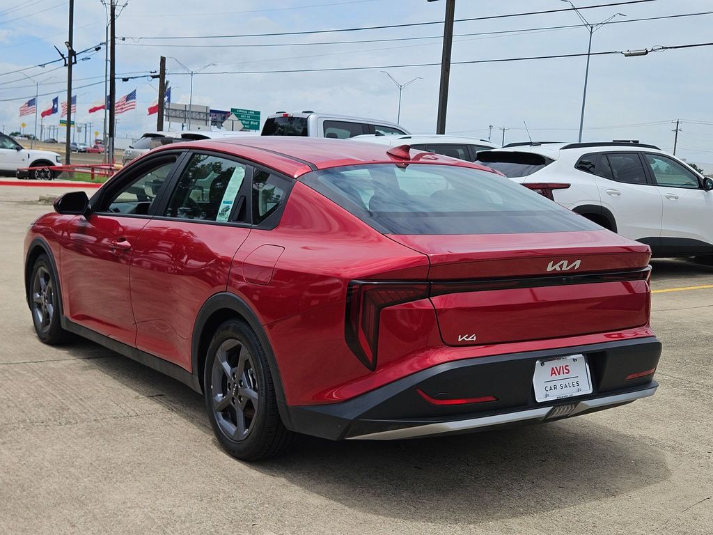 Thumbnail: 2025 Kia K4 - 3