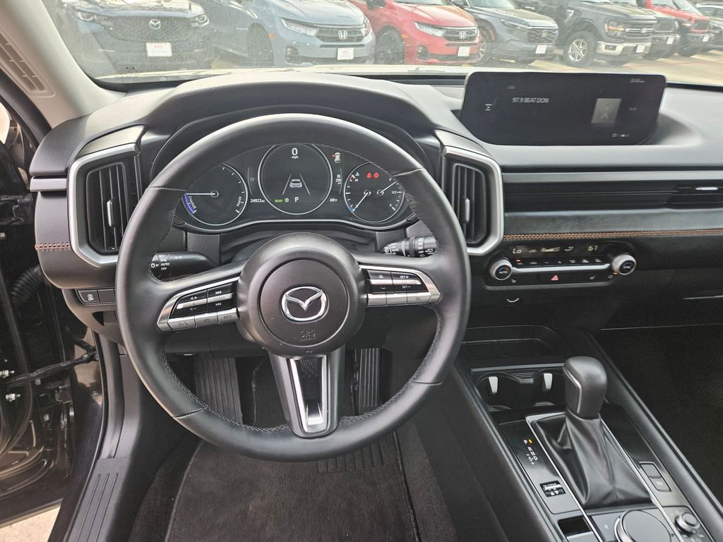 Thumbnail: 2025 Mazda CX-50 - 17