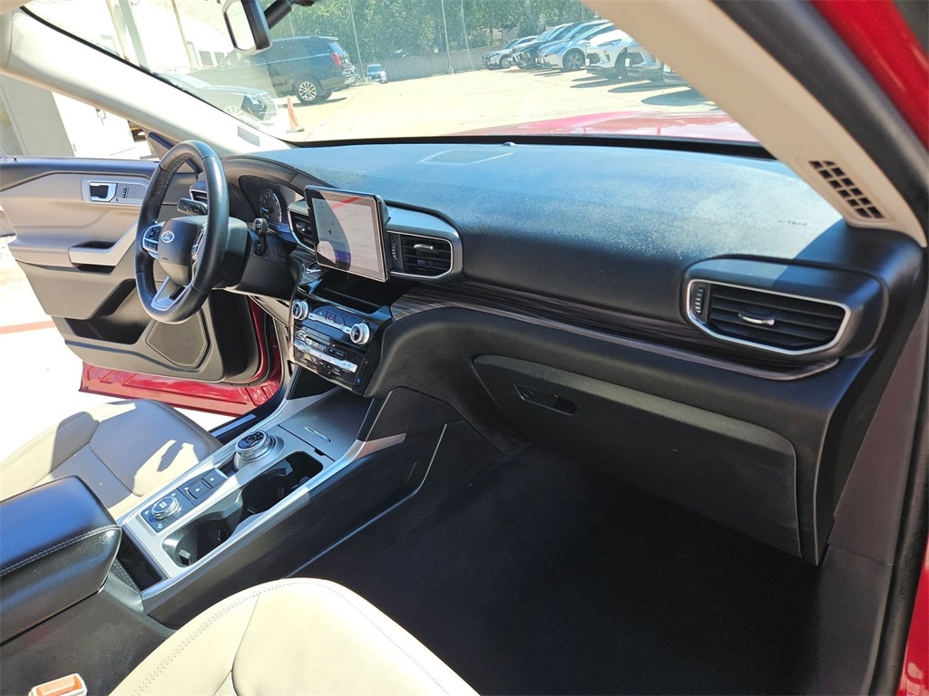 Thumbnail: 2023 Ford Explorer - 31