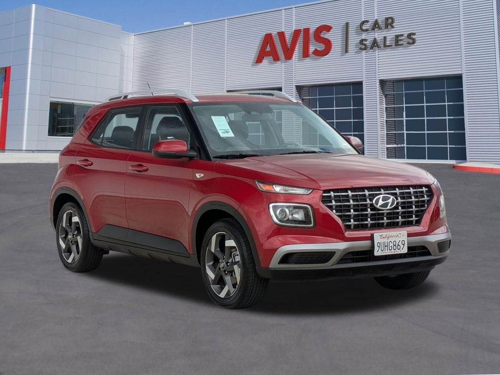 Thumbnail: 2025 Hyundai Venue - 3
