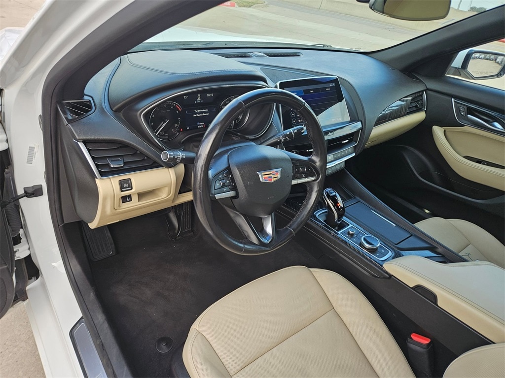 Thumbnail: 2023 Cadillac CT5 - 13