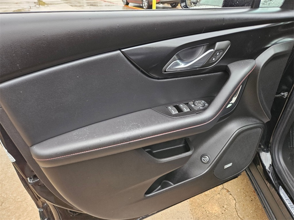 Thumbnail: 2025 Chevrolet Blazer - 13