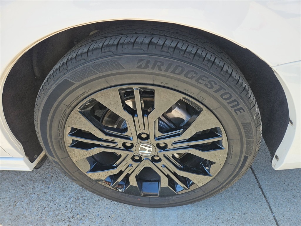 Thumbnail: 2025 Honda Odyssey - 26