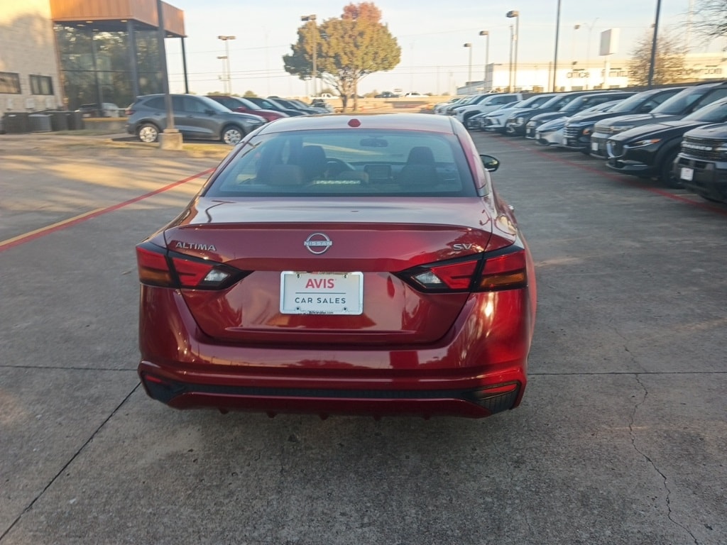 Thumbnail: 2024 Nissan Altima - 5