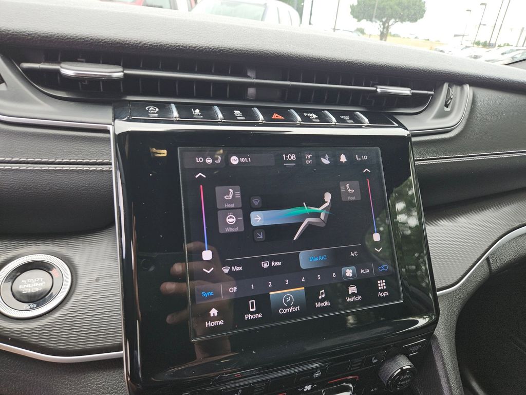 Thumbnail: 2025 Jeep Grand Cherokee - 21