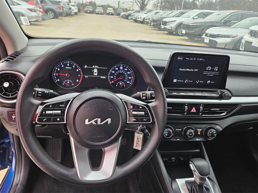 Thumbnail: 2024 Kia Forte - 17