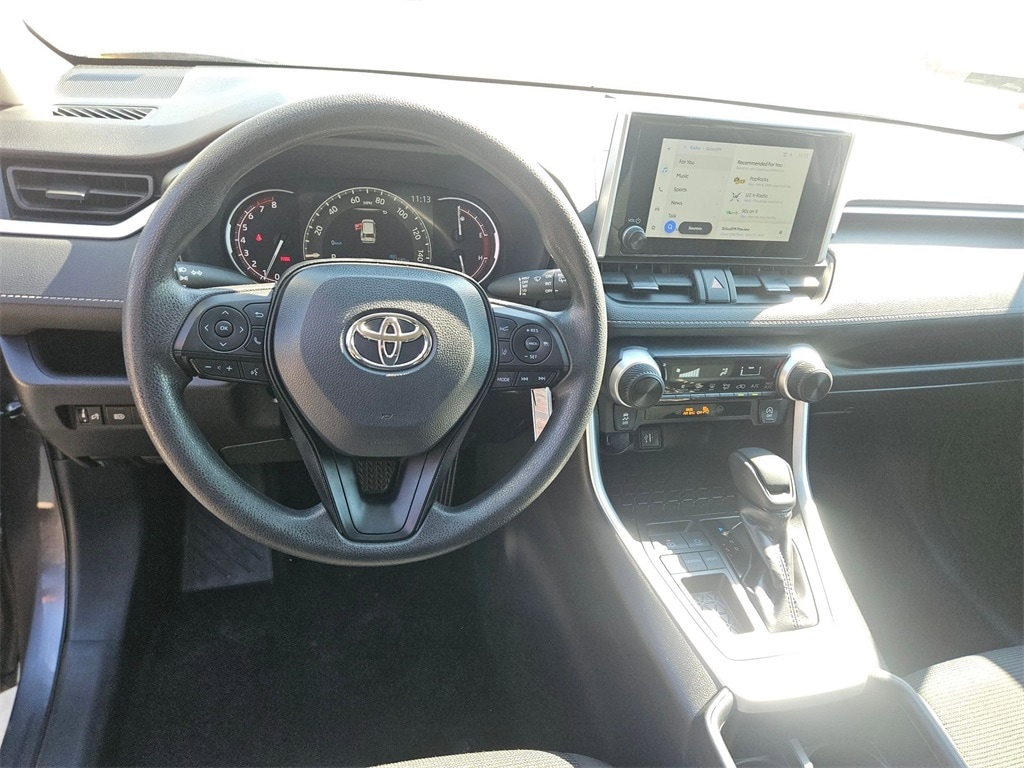 Thumbnail: 2025 Toyota RAV4 - 16