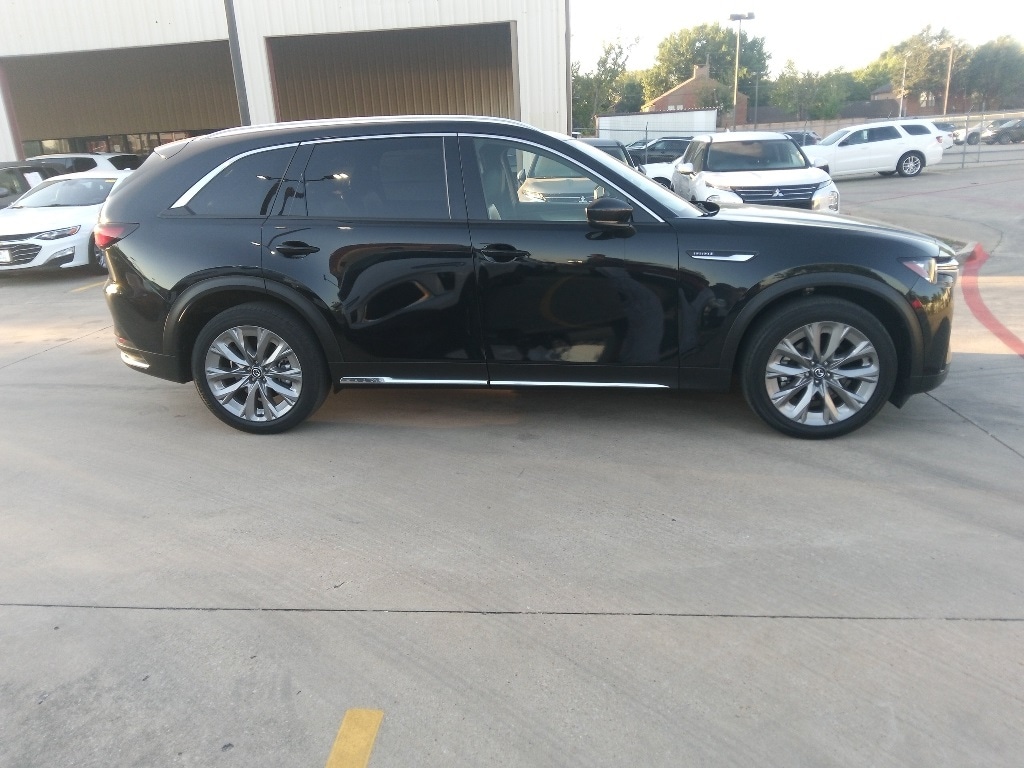 Thumbnail: 2025 Mazda CX-90 - 7